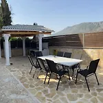 Kontis' Luxury Detached House Near The Sea * Loutraki (Corinthia)