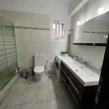 度假居 Kontis' Luxury Detached House Near The Sea *