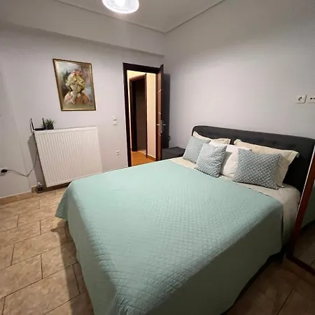 Kontis' Luxury Detached House Near The Sea 度假居 路特奇