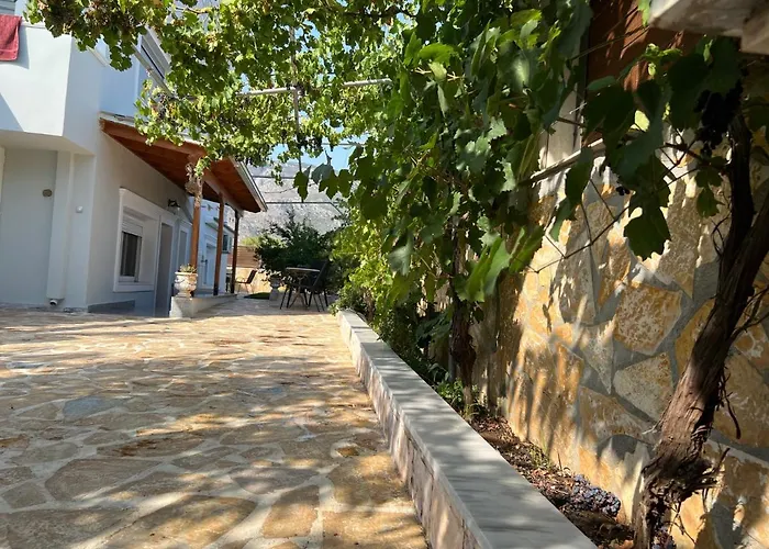 別荘 Kontis' Luxury Detached House Near The Sea