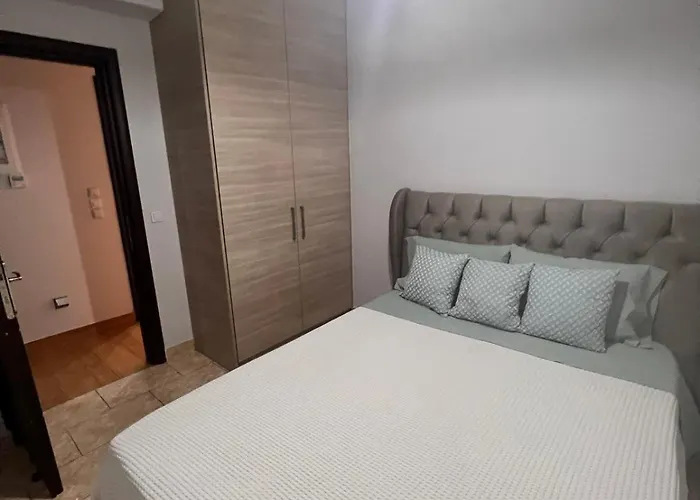 別荘 Kontis' Luxury Detached House Near The Sea ルートラキ